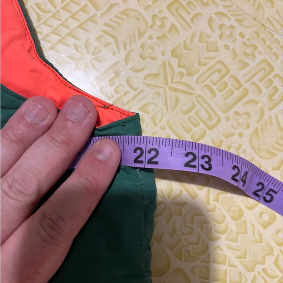 Vintage Reversible Green and Orange Puffer Vest - Picture 9 of 10